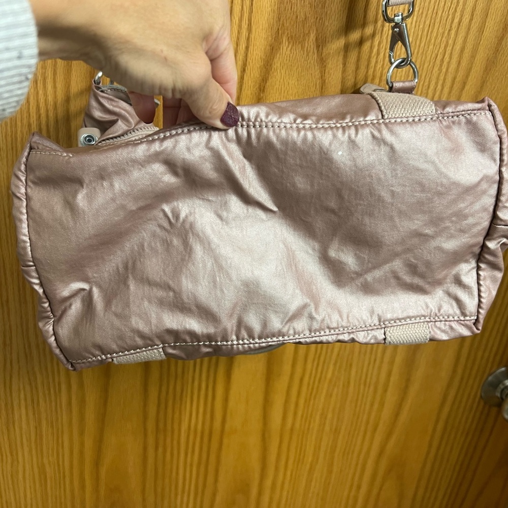 Kipling Art Mini handbag in a metallic rose - Picture 8 of 16